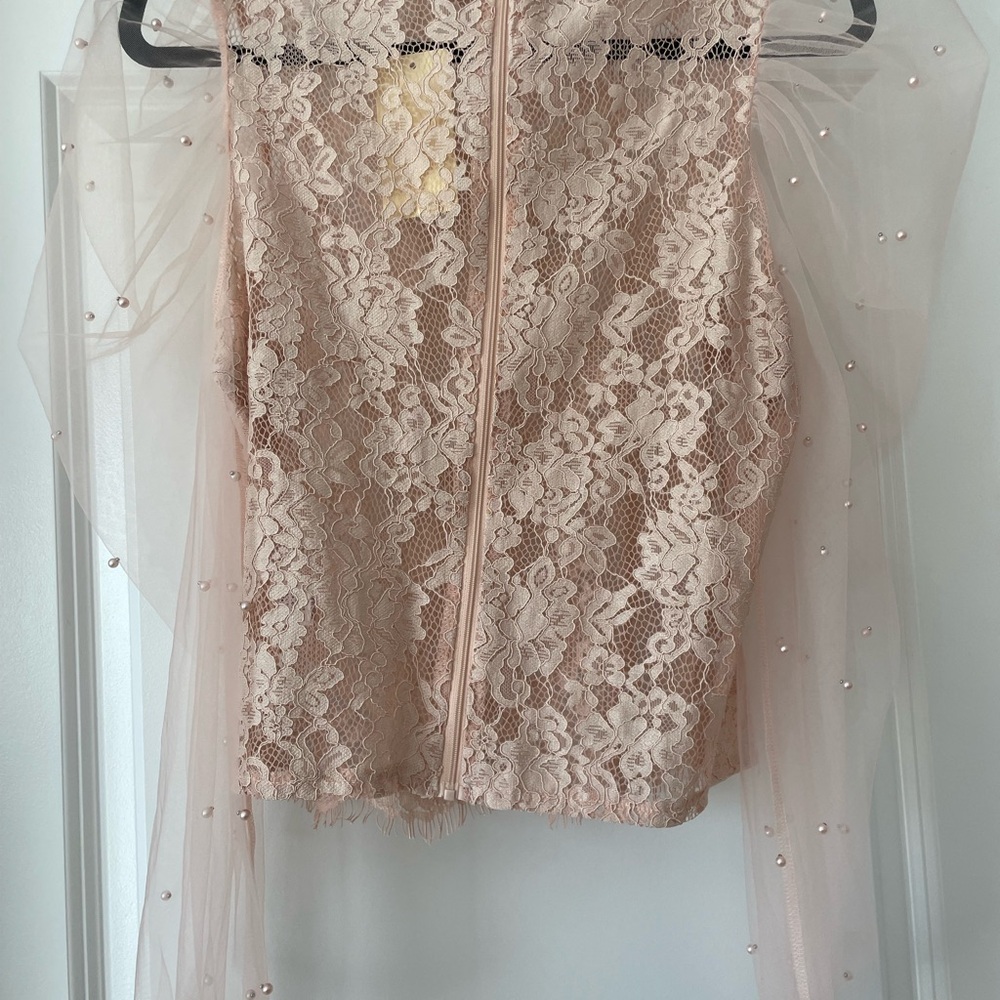 Elegant Lace and Tulle Top with Pearl Details - Picture 5 of 10